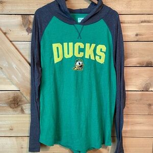 Box Seat Oregon Ducks Long Sleeve Tee Graphic Tee with Hood